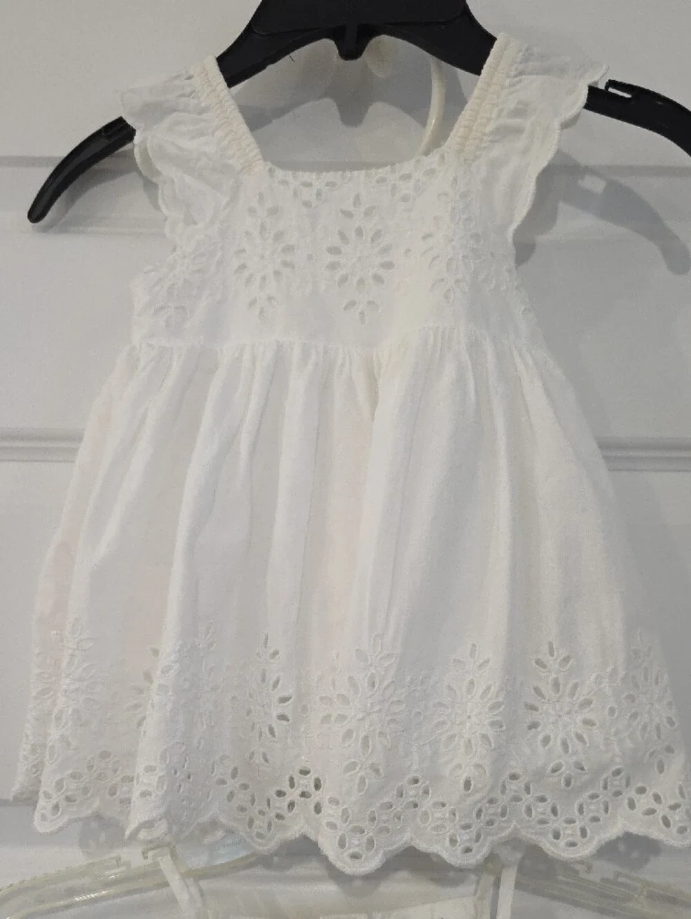 GAP classic white